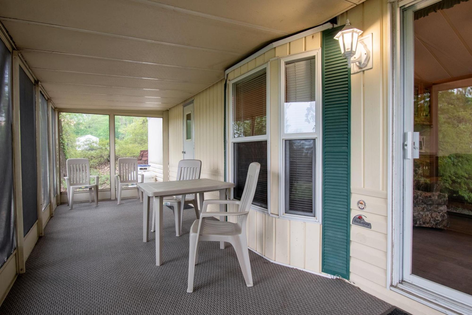 Spring Gulch Screened Park Model 6 Mount Airy Habitación foto